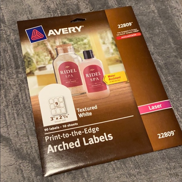 Avery Sticker Labels - Picture 2 of 5